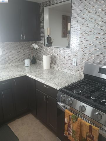 1840 6TH, North Richmond, CA 94801