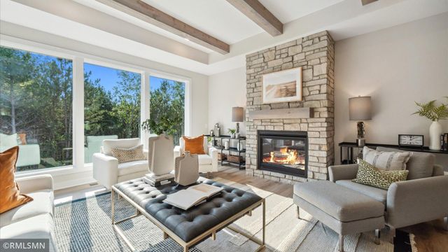 10484 56th Place N, Lake Elmo, MN 55042