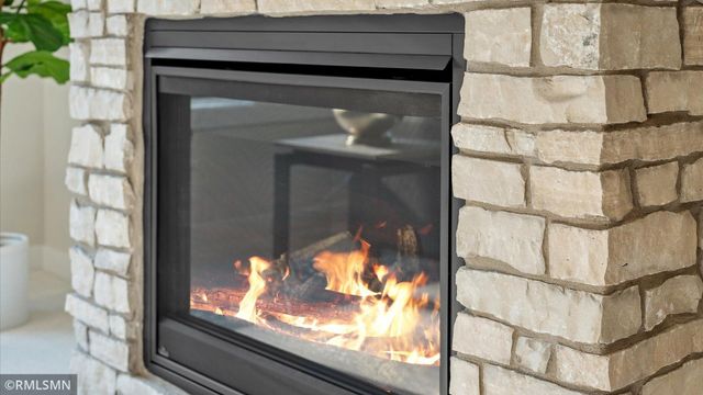 10484 56th Place N, Lake Elmo, MN 55042