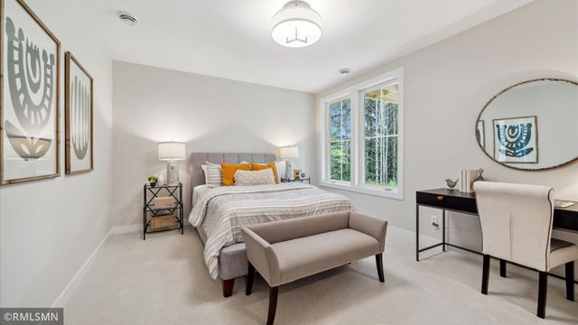 10484 56th Place N, Lake Elmo, MN 55042