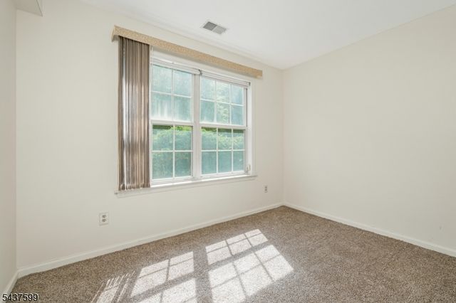 110 Stratford Pl, Bridgewater Twp., NJ 08805