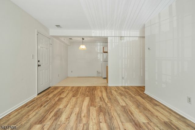 110 Stratford Pl, Bridgewater Twp., NJ 08805