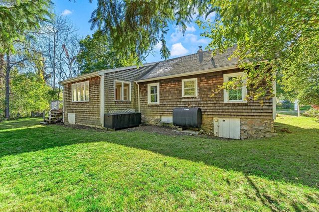 402 Beechwood St., Cohasset, MA 02025