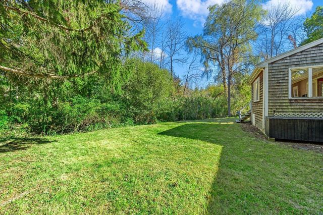 402 Beechwood St., Cohasset, MA 02025