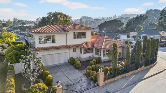 1822 Sebastian Drive, Burlingame, CA 94010