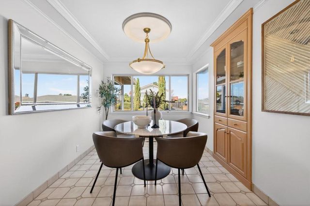 1822 Sebastian Drive, Burlingame, CA 94010