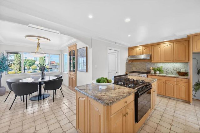 1822 Sebastian Drive, Burlingame, CA 94010