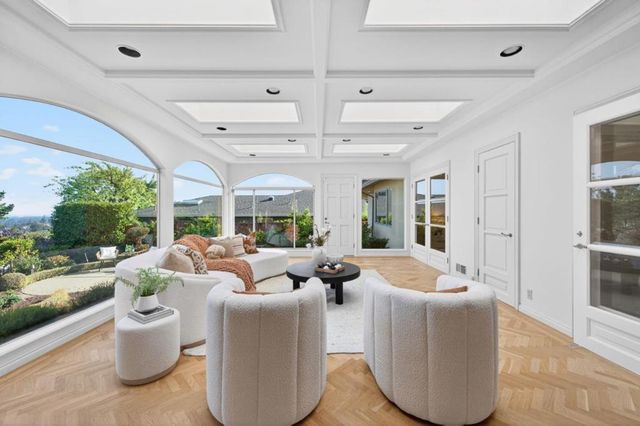 1822 Sebastian Drive, Burlingame, CA 94010