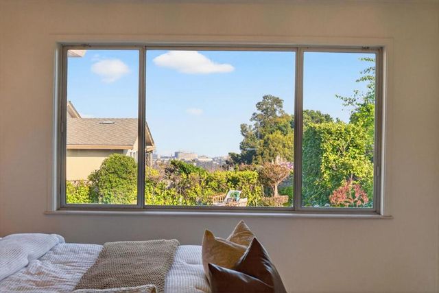 1822 Sebastian Drive, Burlingame, CA 94010