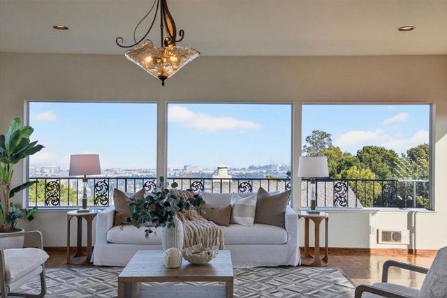 1822 Sebastian Drive, Burlingame, CA 94010