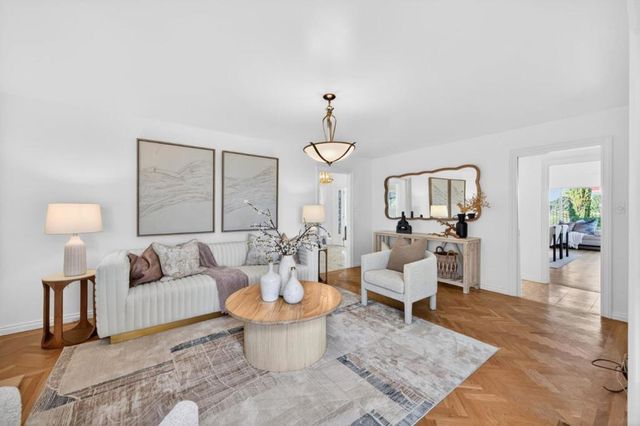 1822 Sebastian Drive, Burlingame, CA 94010