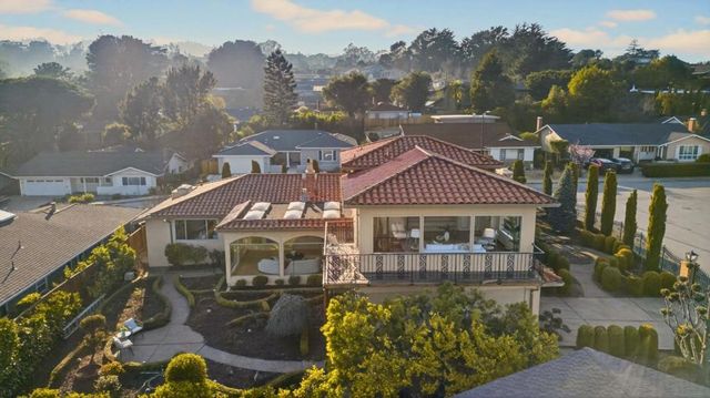 1822 Sebastian Drive, Burlingame, CA 94010