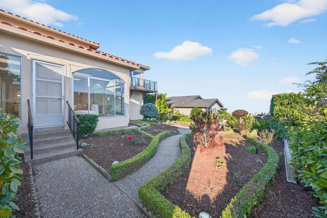 1822 Sebastian Drive, Burlingame, CA 94010