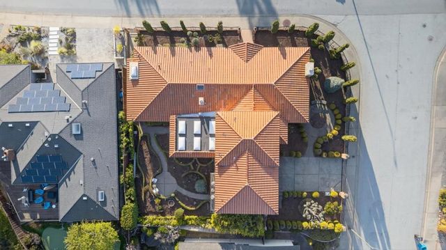 1822 Sebastian Drive, Burlingame, CA 94010