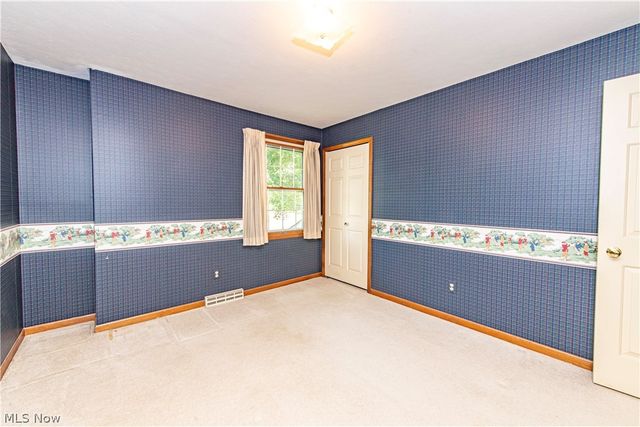 587 Red Rock Drive, Wadsworth, OH 44281