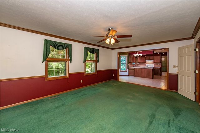 587 Red Rock Drive, Wadsworth, OH 44281