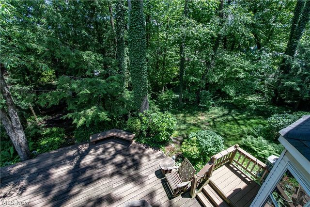 587 Red Rock Drive, Wadsworth, OH 44281