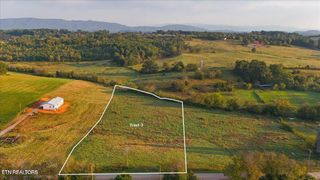 5412 Old Niles Ferry Rd, Maryville, TN 37801