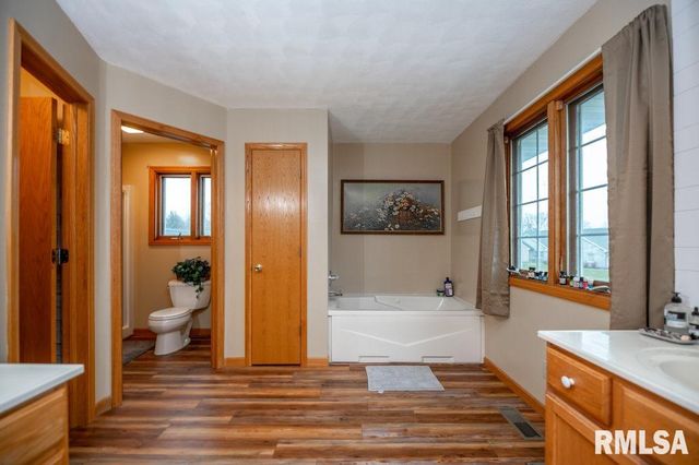 402 N PHIL GOULD Drive, Hanna City, IL 61536