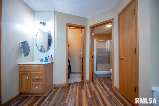 402 N PHIL GOULD Drive, Hanna City, IL 61536