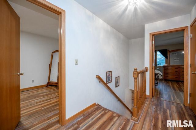 402 N PHIL GOULD Drive, Hanna City, IL 61536