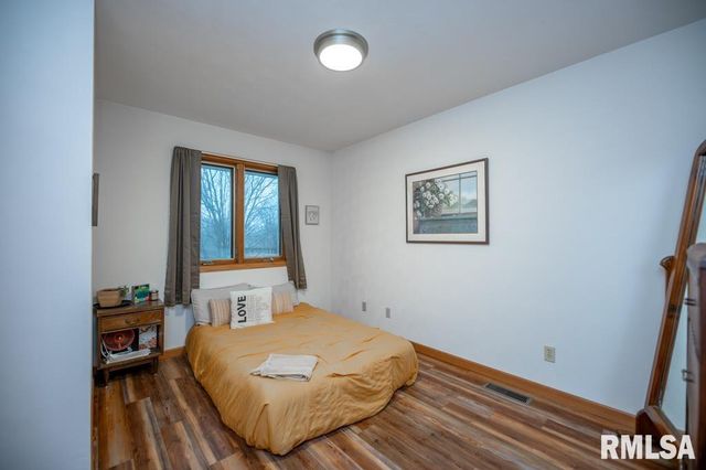 402 N PHIL GOULD Drive, Hanna City, IL 61536