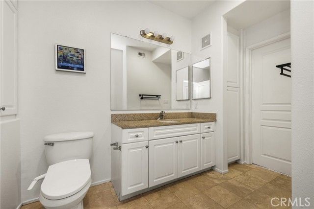 3202 Watermarke, Irvine, CA 92612