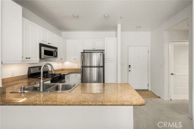 3202 Watermarke, Irvine, CA 92612