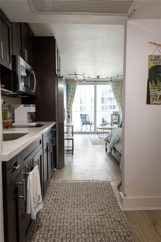 19201 Collins Avenue 720, Sunny Isles Beach, FL 33160