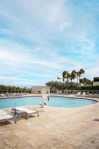 19201 Collins Avenue 720, Sunny Isles Beach, FL 33160