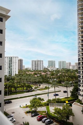 19201 Collins Avenue 720, Sunny Isles Beach, FL 33160