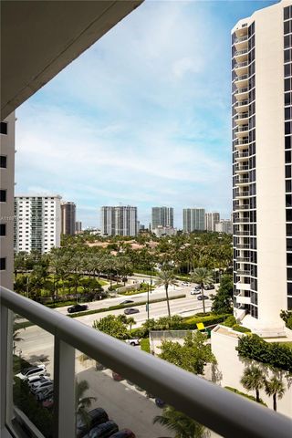 19201 Collins Avenue 720, Sunny Isles Beach, FL 33160