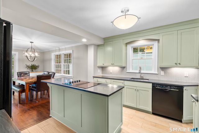 80 Northill Street, Stamford, CT 06907