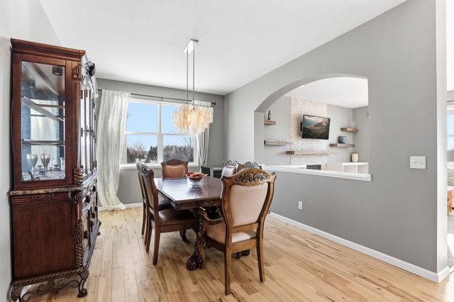 19727 Hazel Nut Court, Lakeville, MN 55044