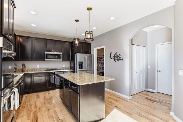 19727 Hazel Nut Court, Lakeville, MN 55044