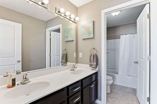 19727 Hazel Nut Court, Lakeville, MN 55044