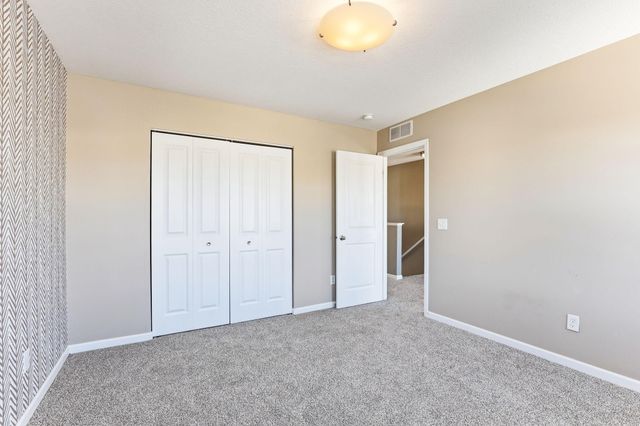 19727 Hazel Nut Court, Lakeville, MN 55044