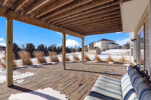 19727 Hazel Nut Court, Lakeville, MN 55044