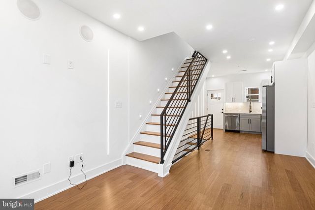 2322 N MUTTER ST, Philadelphia, PA 19133