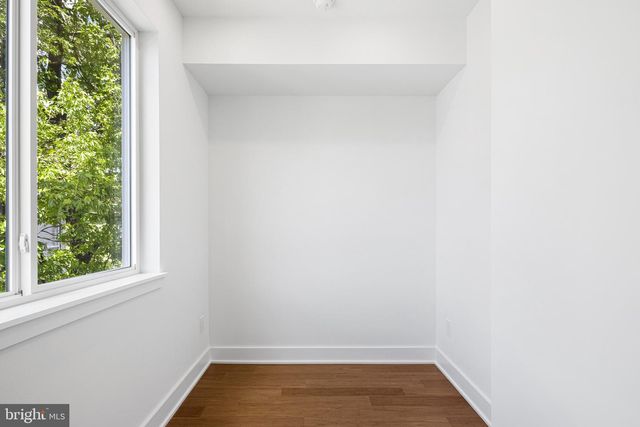 2322 N MUTTER ST, Philadelphia, PA 19133
