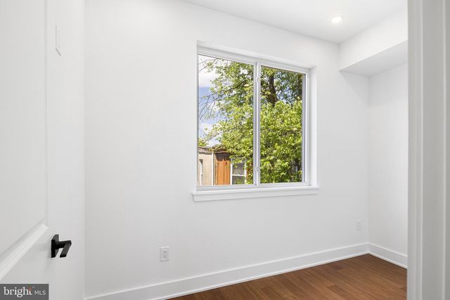 2322 N MUTTER ST, Philadelphia, PA 19133