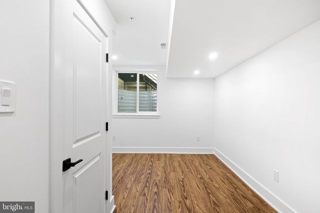 2322 N MUTTER ST, Philadelphia, PA 19133