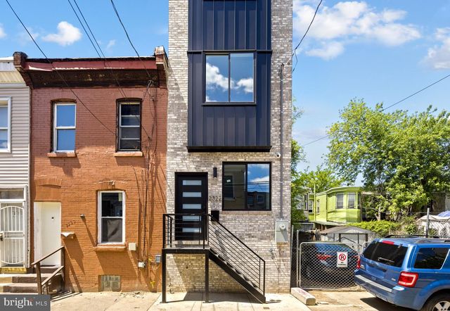 2322 N MUTTER ST, Philadelphia, PA 19133