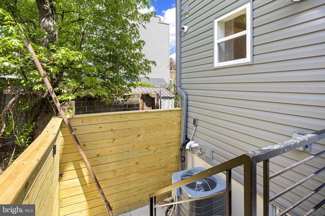 2322 N MUTTER ST, Philadelphia, PA 19133