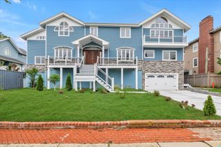 744 S Long Beach Avenue, Freeport, NY 11520