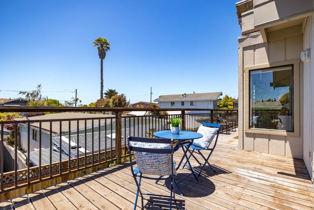 417 Seacliff Drive, Aptos, CA 95003