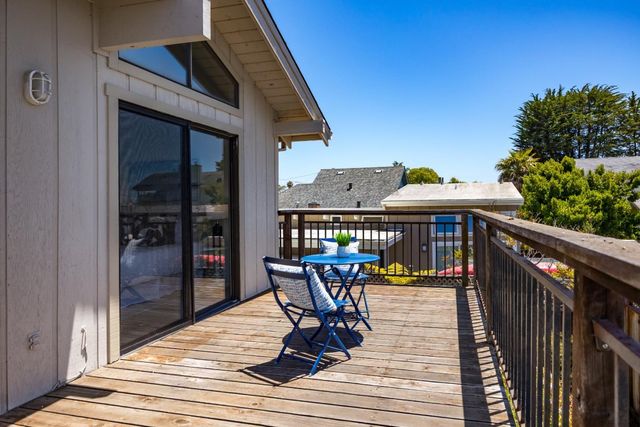 417 Seacliff Drive, Aptos, CA 95003
