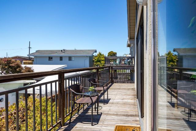 417 Seacliff Drive, Aptos, CA 95003