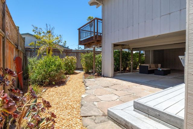 417 Seacliff Drive, Aptos, CA 95003