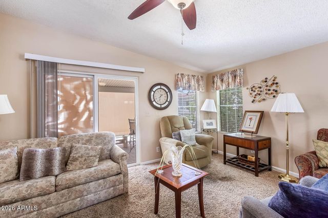 6097 S PINEHURST Drive, Chandler, AZ 85249